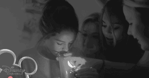 Selena Gomez smoke pot